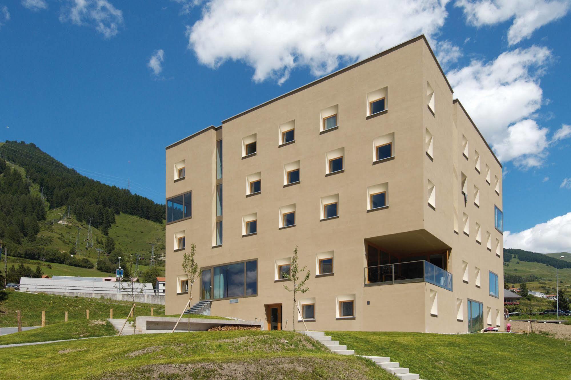 Scuol Youth Hostel Scuol